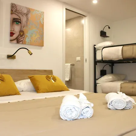 Pillis House Elegante E Accogliente In Centro *