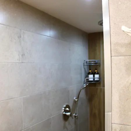 Pillis House Elegante E Accogliente In Centro Appartamento *