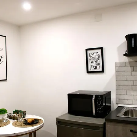 Pillis House Elegante E Accogliente In Centro Apartment *